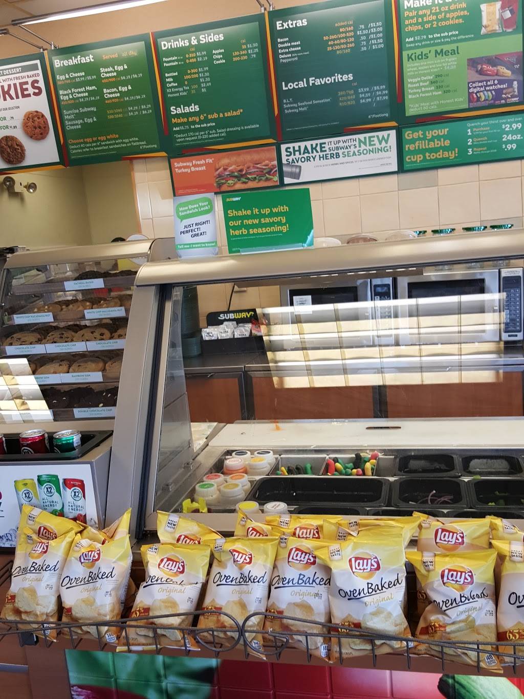 Subway | restaurant | 809 E Prairie St, Belle Plaine, MN 56011, USA | 9528732677 OR +1 952-873-2677