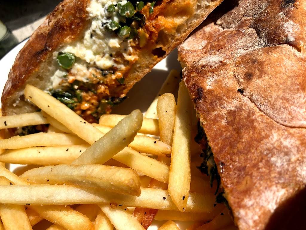 The French Broad, A Kitchen & Wine Bar | restaurant | 342 N Main St, Hendersonville, NC 28739, USA | 8285959797 OR +1 828-595-9797