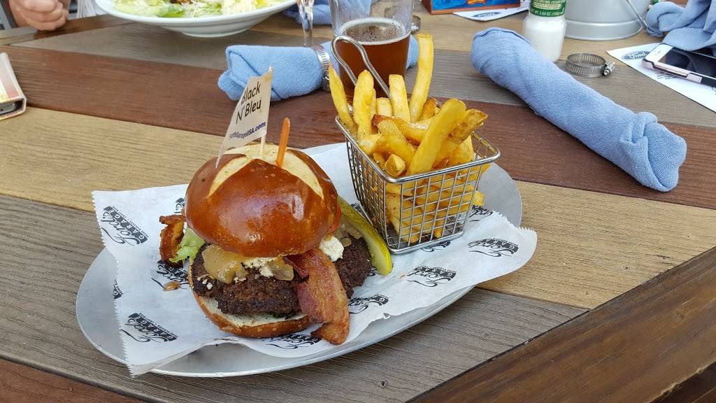 Fords Garage | restaurant | 10801 Corkscrew Rd Suite 519, Estero, FL 33928, USA | 2394953673 OR +1 239-495-3673