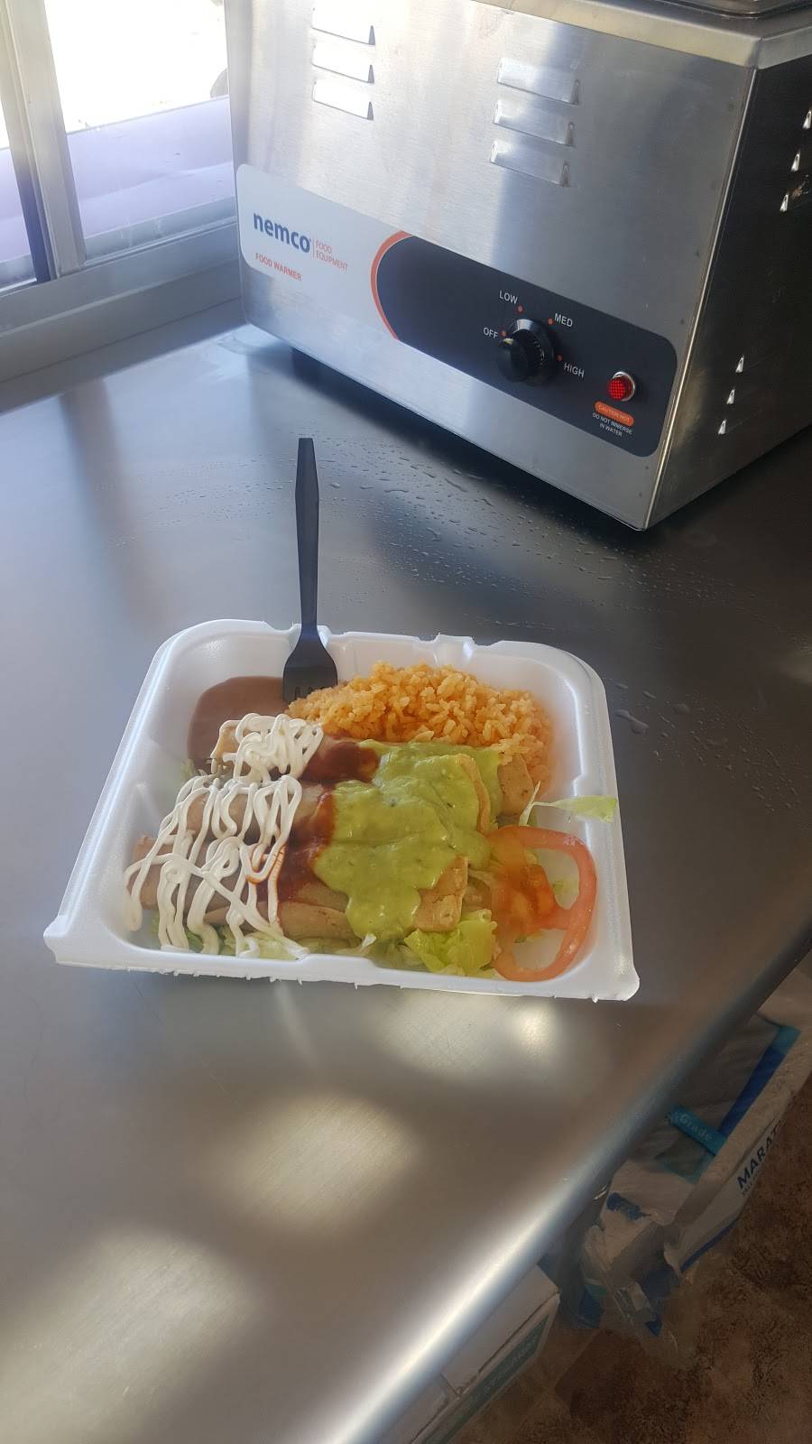 Js Concessions | restaurant | 5210 S Pennsylvania Ave, Oklahoma City, OK 73119, USA | 4052017122 OR +1 405-201-7122