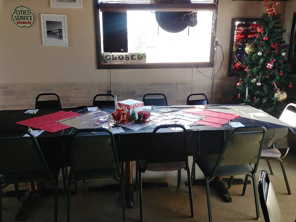 Bender on 7 | restaurant | 820 S Summit St, Girard, KS 66743, USA | 6207244860 OR +1 620-724-4860