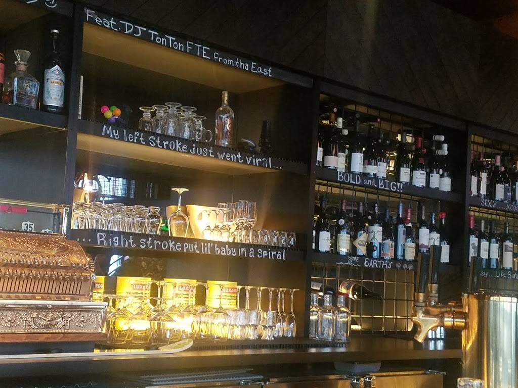 COMMISSARY | restaurant | 3033 Brighton Blvd, Denver, CO 80216, USA | 3038318862 OR +1 303-831-8862