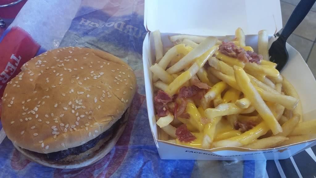 Carls Jr. | restaurant | 1550 Adams Ave, Costa Mesa, CA 92626, USA | 7145454194 OR +1 714-545-4194