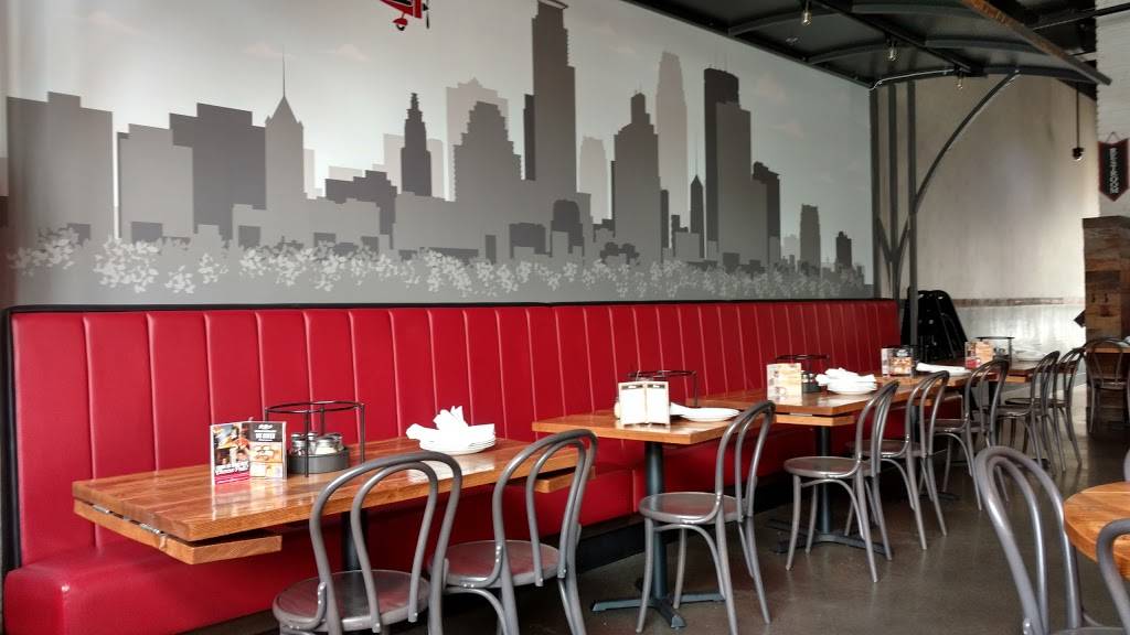 Giordanos | meal takeaway | 2700 Hennepin Ave S, Minneapolis, MN 55408, USA | 6124443143 OR +1 612-444-3143