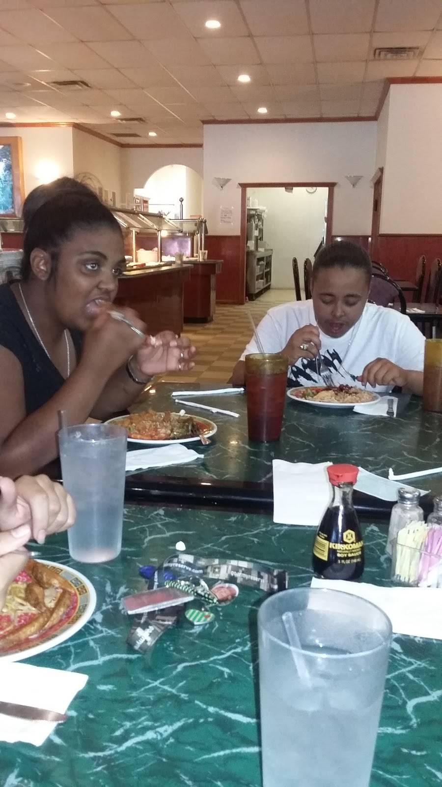 East Wind Restaurant | restaurant | 406 E 3rd St, Pembroke, NC 28372, USA | 9105221383 OR +1 910-522-1383