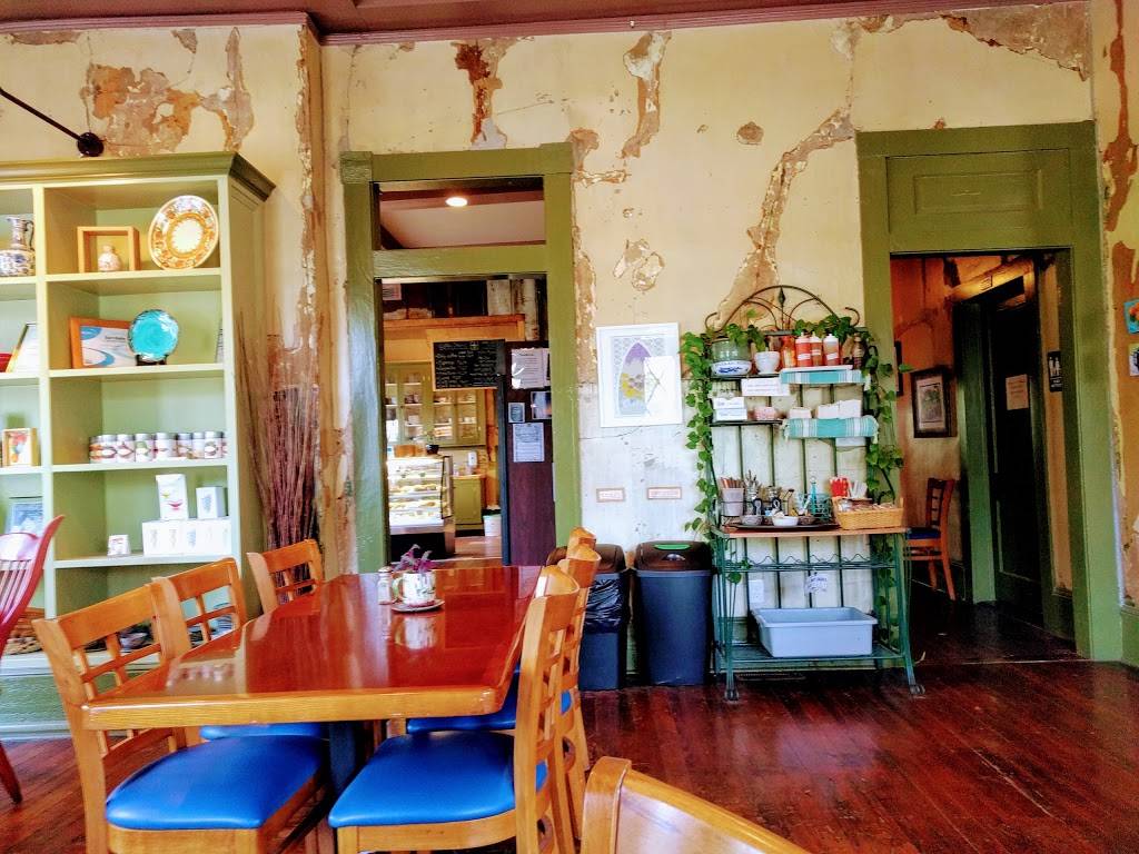 Donderos Kitchen | cafe | 590 N Milledge Ave, Athens, GA 30601, USA | 7063548688 OR +1 706-354-8688