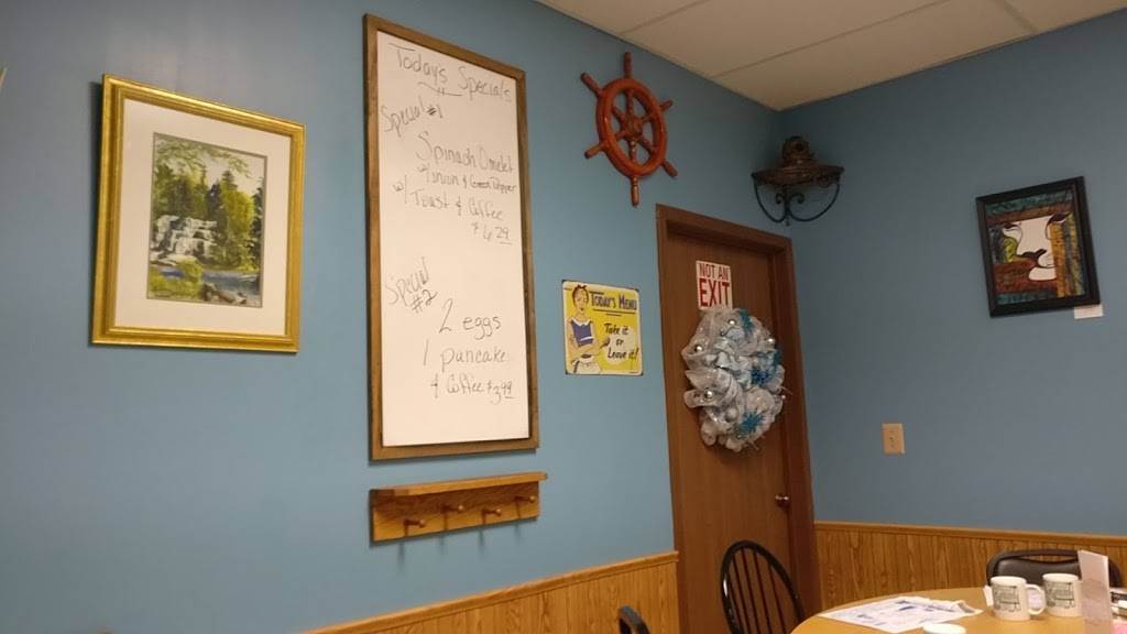 The Dive Restaurant & Bakery | restaurant | 620 E Colby St, Whitehall, MI 49461, USA | 2318942999 OR +1 231-894-2999