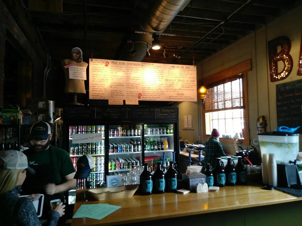 Clawsons Pub & Deli | restaurant | 1205 4th Ave S, Nashville, TN 37210, USA | 6154846069 OR +1 615-484-6069