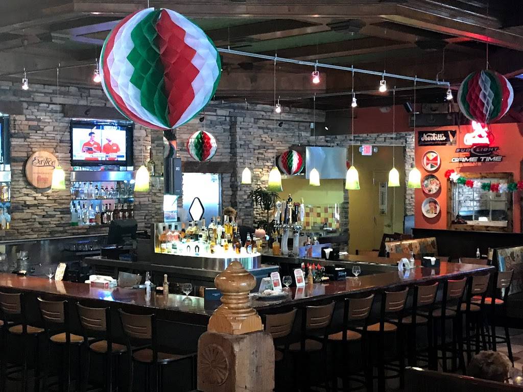 Chevys Fresh Mex | restaurant | 12466 Tesson Ferry Rd, St. Louis, MO 63128, USA | 3144720003 OR +1 314-472-0003