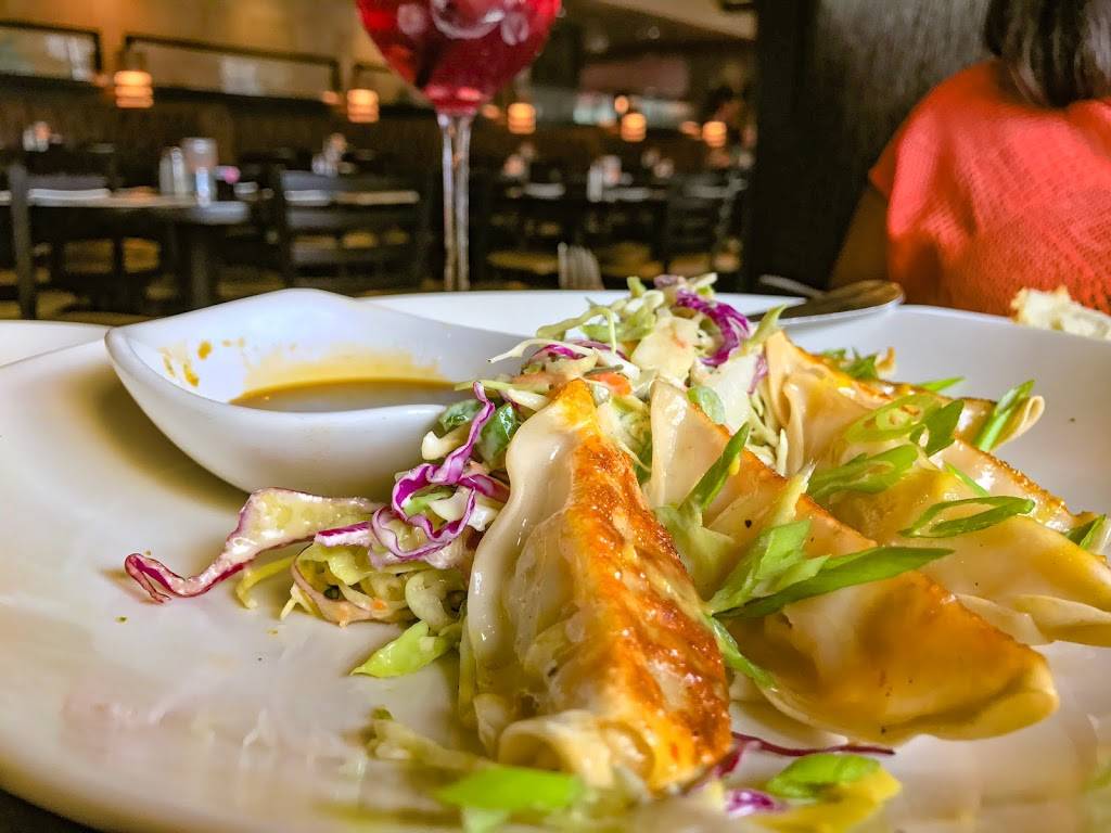 Coopers Hawk Winery & Restaurant | restaurant | 583 N Milwaukee Ave, Wheeling, IL 60090, USA | 8472151200 OR +1 847-215-1200