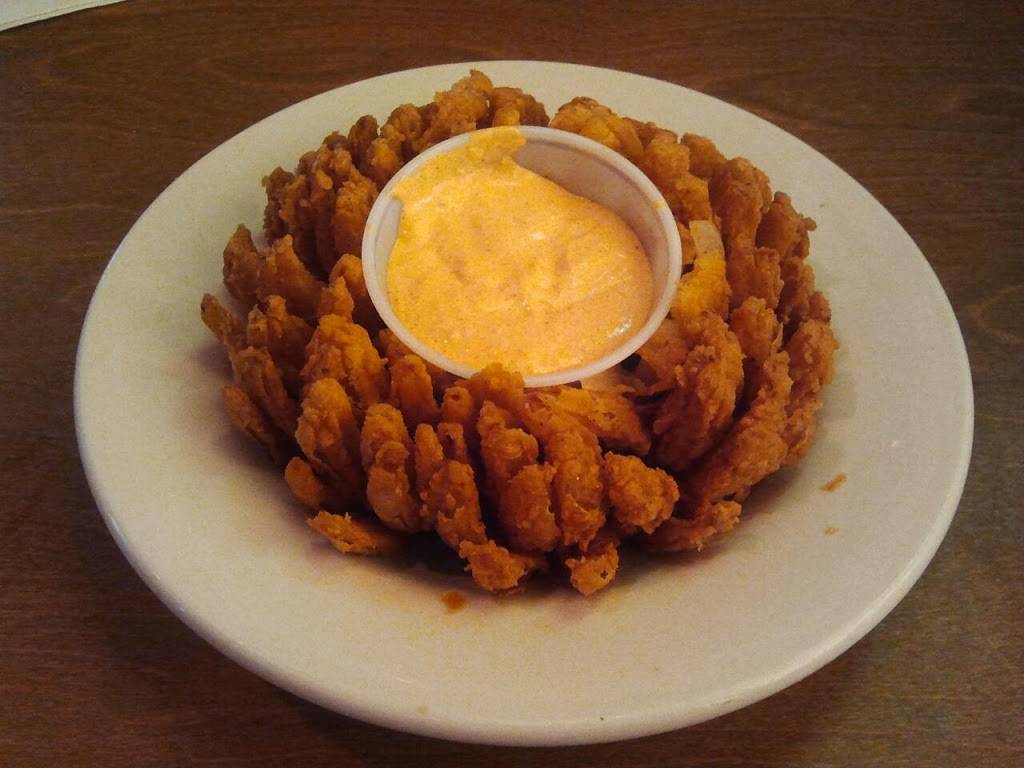 Texas Roadhouse | restaurant | 3480 Valley Plaza Pkwy, Fort Wright, KY 41017, USA | 8593441681 OR +1 859-344-1681