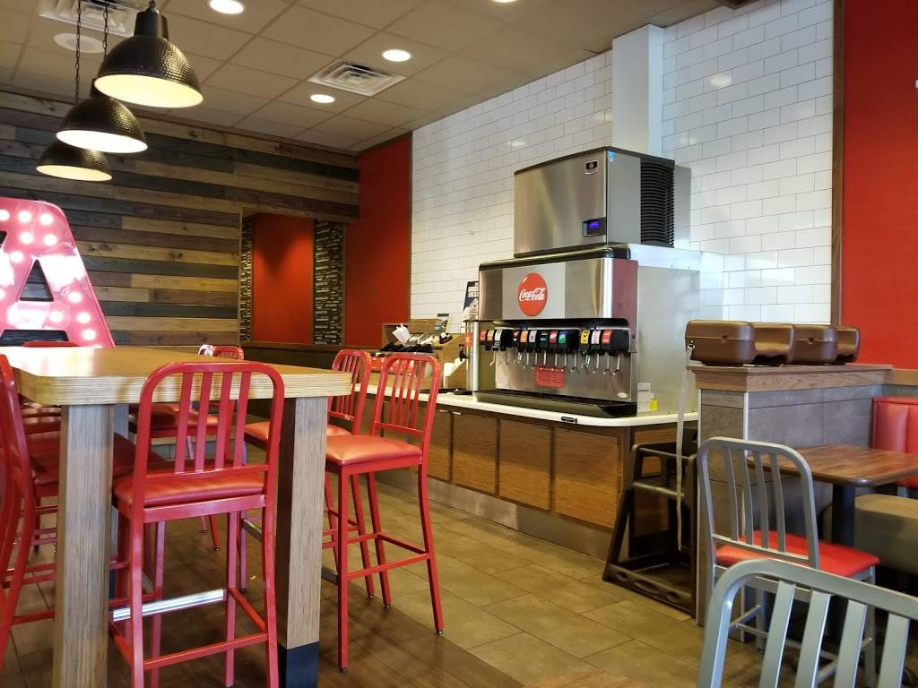 Arbys | restaurant | 301 White House Crossing Way Suite A, White House, TN 37188, USA | 6156725253 OR +1 615-672-5253