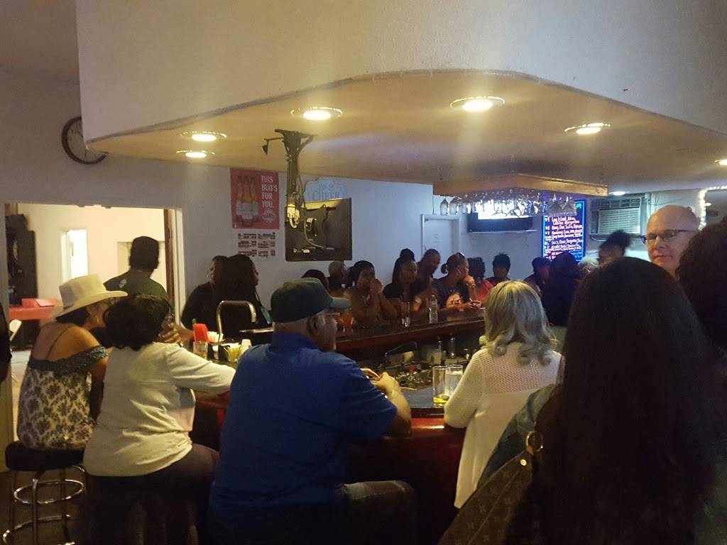 John S. Beverly Elks Lodge | restaurant | 1020 Alabama St, Vallejo, CA 94590, USA | 7075528606 OR +1 707-552-8606