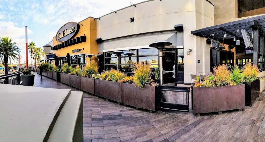 Yard House | restaurant | 1875 Newport Blvd A-219, Costa Mesa, CA 92627, USA | 9496420090 OR +1 949-642-0090