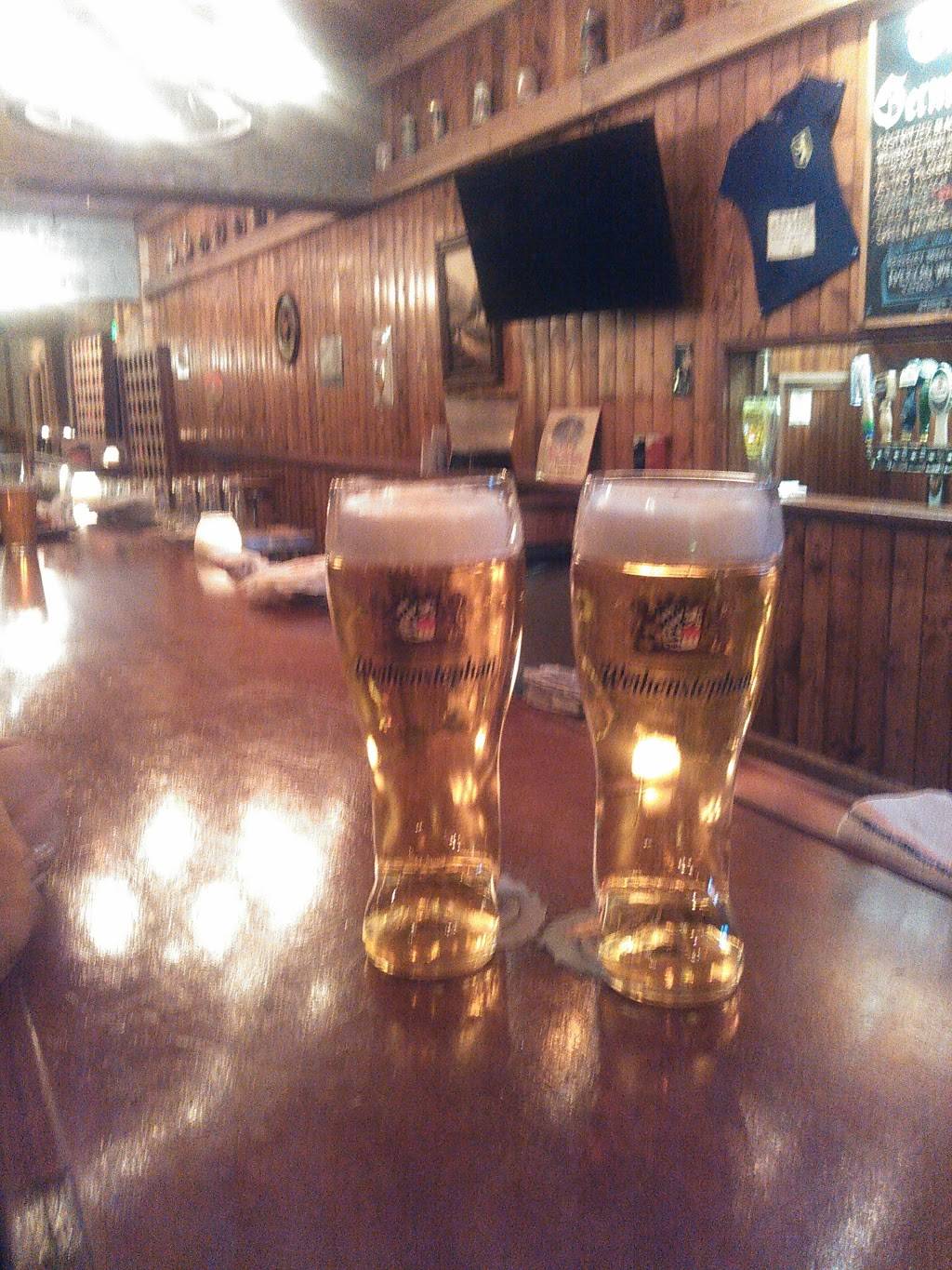 The Tap Haus | restaurant | 2518 Durant Ave ste c, Berkeley, CA 94704, USA | 5102805000 OR +1 510-280-5000