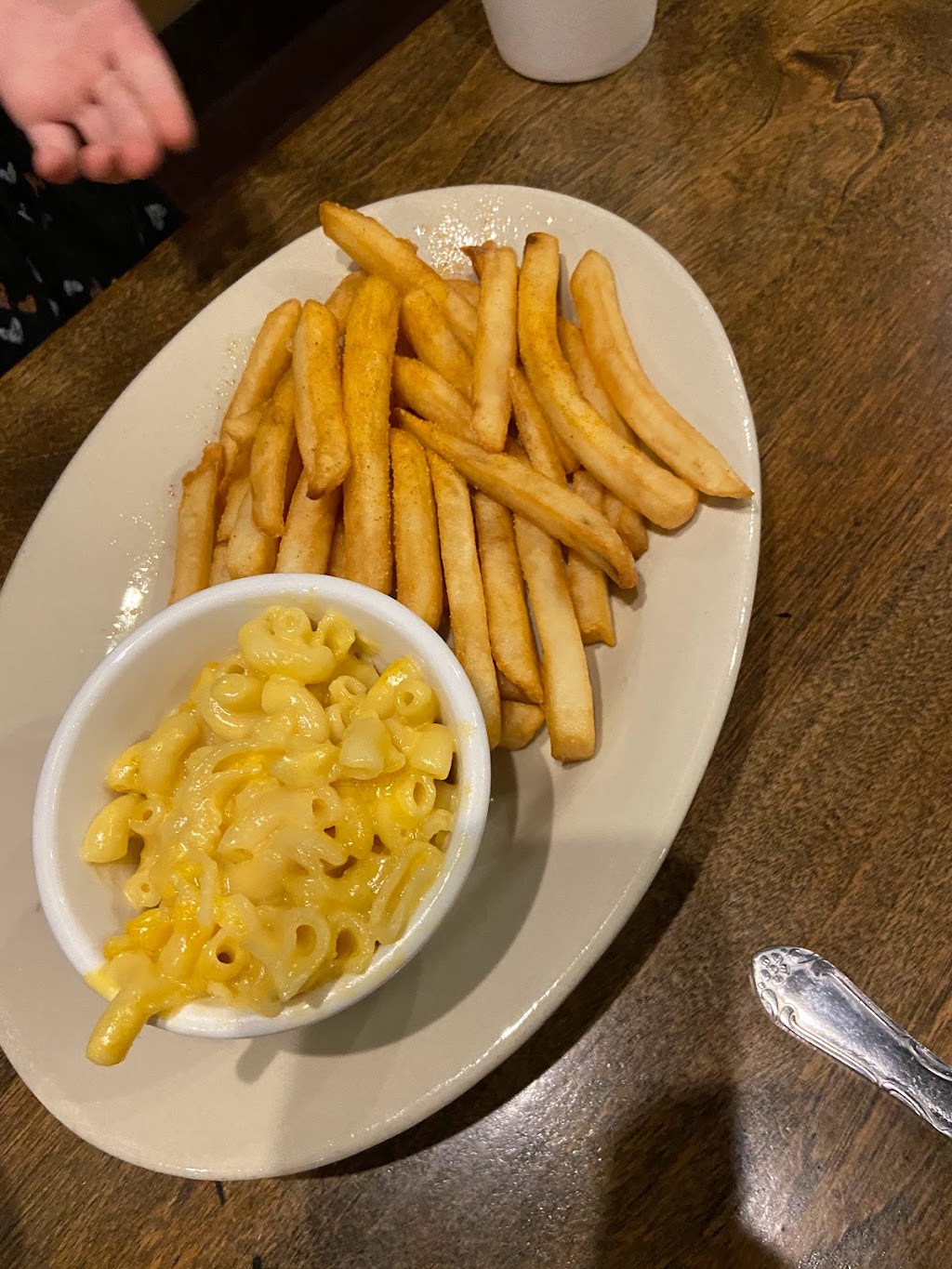 Mulligans Restaurant & Bar | restaurant | 473 Clayton Rd, Raton, NM 87740, USA | 5754458540 OR +1 575-445-8540