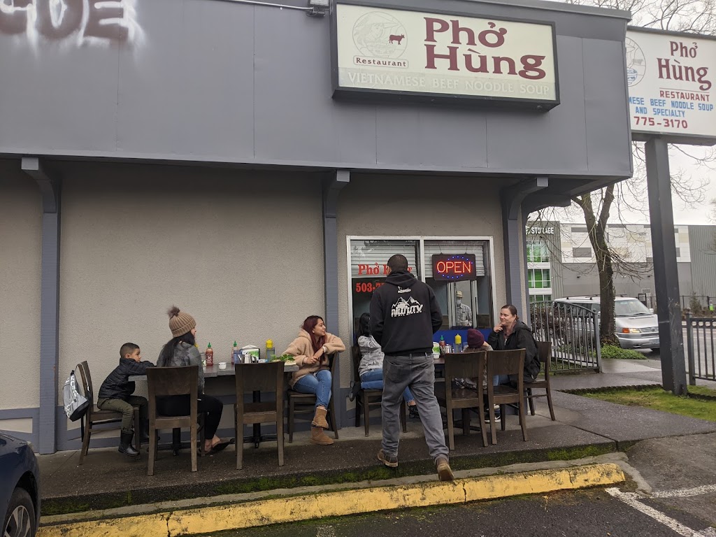 Phở Hùng on Powell | restaurant | 4717 SE Powell Blvd, Portland, OR 97206, USA | 5037753170 OR +1 503-775-3170