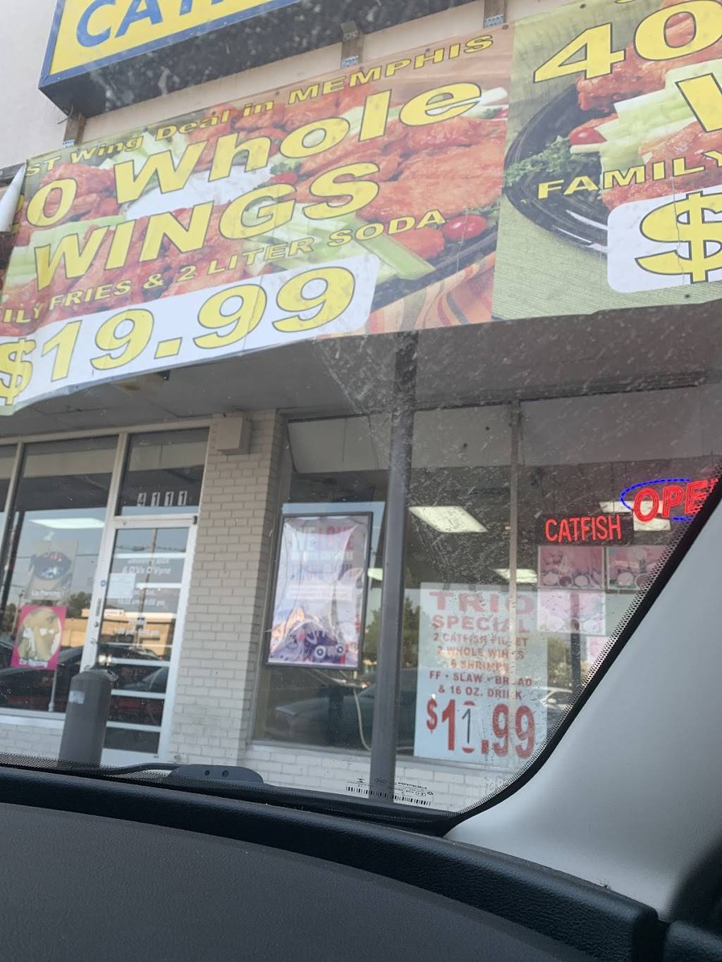 Captain JJs Fish & Chicken | restaurant | 4109 Elvis Presley Blvd, Memphis, TN 38116, USA | 9013453333 OR +1 901-345-3333