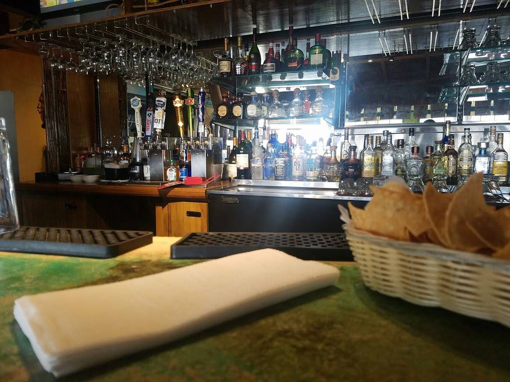 Costa Azul Restaurant | restaurant | 2401 S Fairview St, Santa Ana, CA 92704, USA | 7144347544 OR +1 714-434-7544