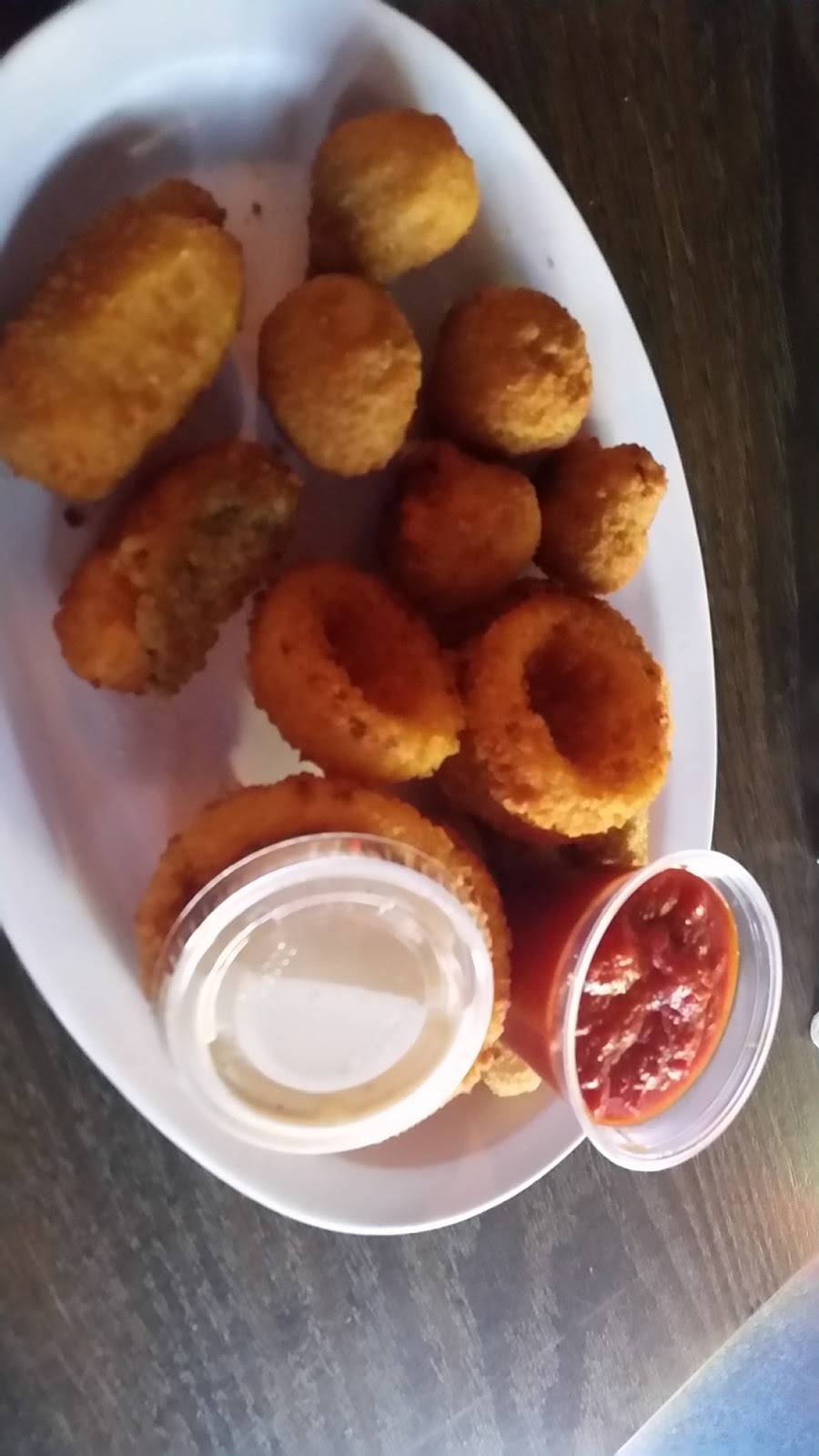 Mauries Table | restaurant | 2360 Glenwood Ave, Joliet, IL 60435, USA | 8157442619 OR +1 815-744-2619