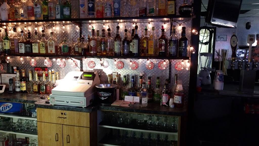 Sylvester & Tweeties | restaurant | 8800 Roberts Hollow Rd, Elizabeth, PA 15037, USA | 4123840800 OR +1 412-384-0800