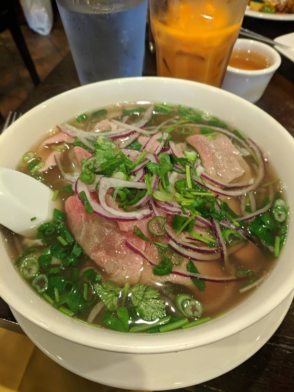 Goji Kitchen | restaurant | 1965 Mendocino Ave, Santa Rosa, CA 95404, USA | 7075233888 OR +1 707-523-3888