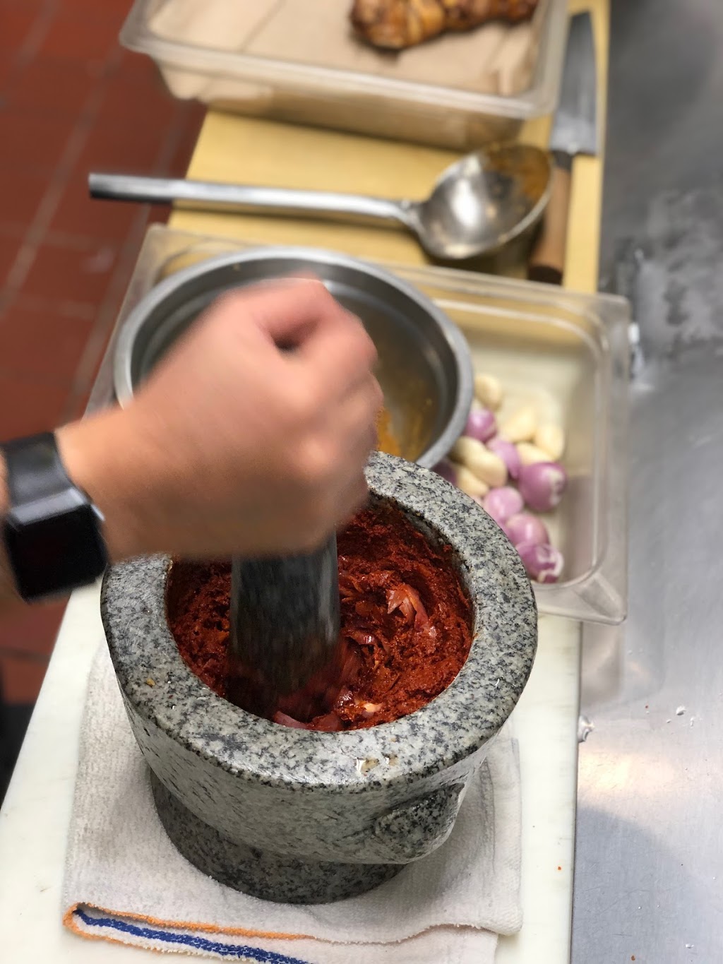 Prik Hom | restaurant | 3226 Geary Blvd, San Francisco, CA 94118, USA | 4156890652 OR +1 415-689-0652