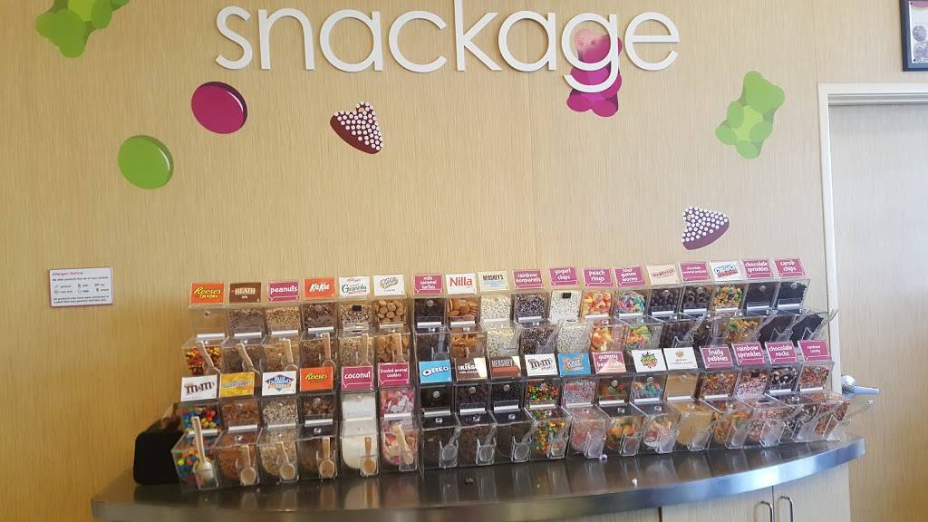 Menchies Frozen Yogurt | bakery | 4849 Laurel Canyon Blvd, Valley Village, CA 91607, USA | 8189859150 OR +1 818-985-9150