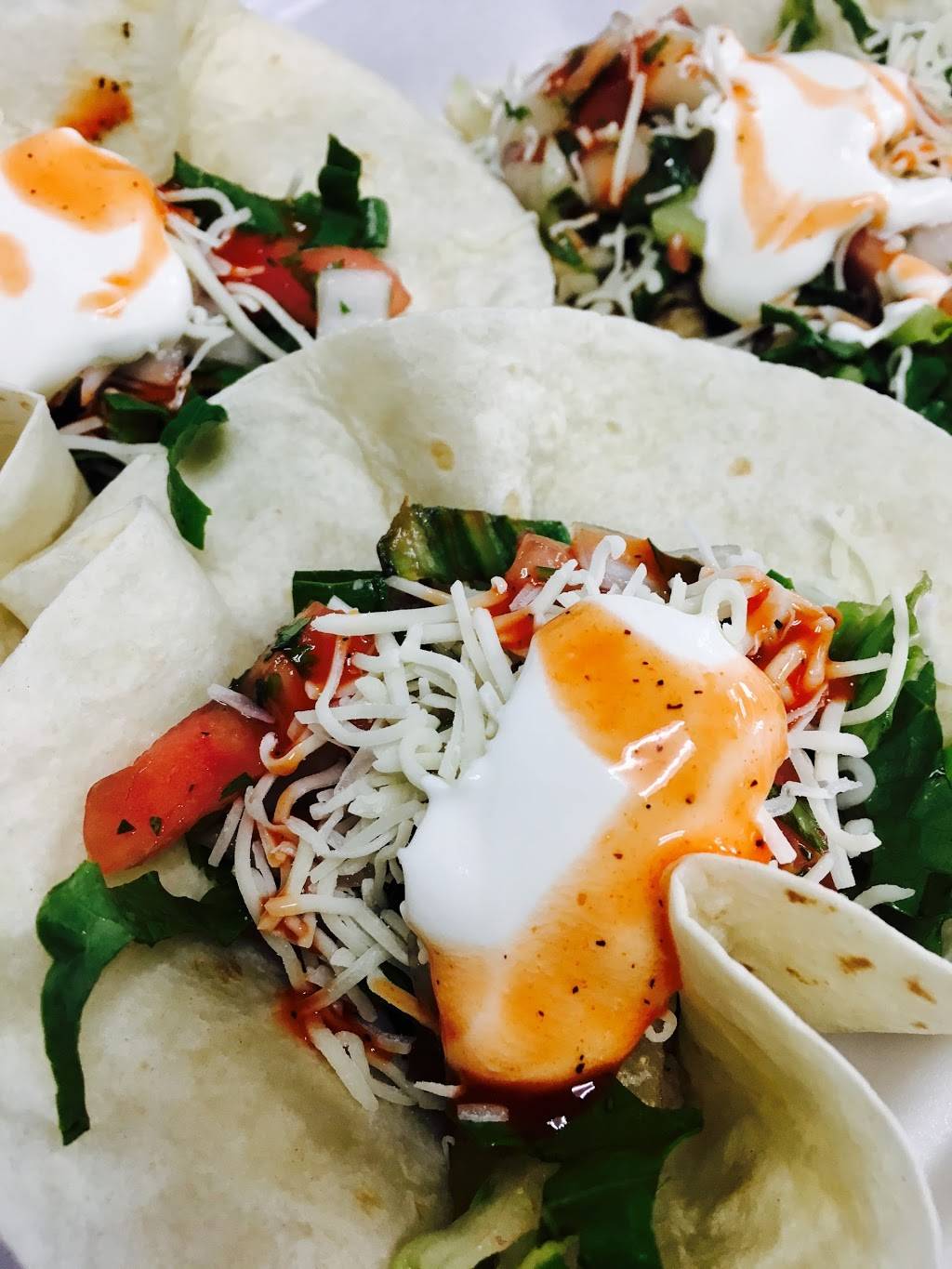 Twin Cities Gyro & Taco | restaurant | 1301 Oak Ave, Waconia, MN 55387, USA | 9524424858 OR +1 952-442-4858