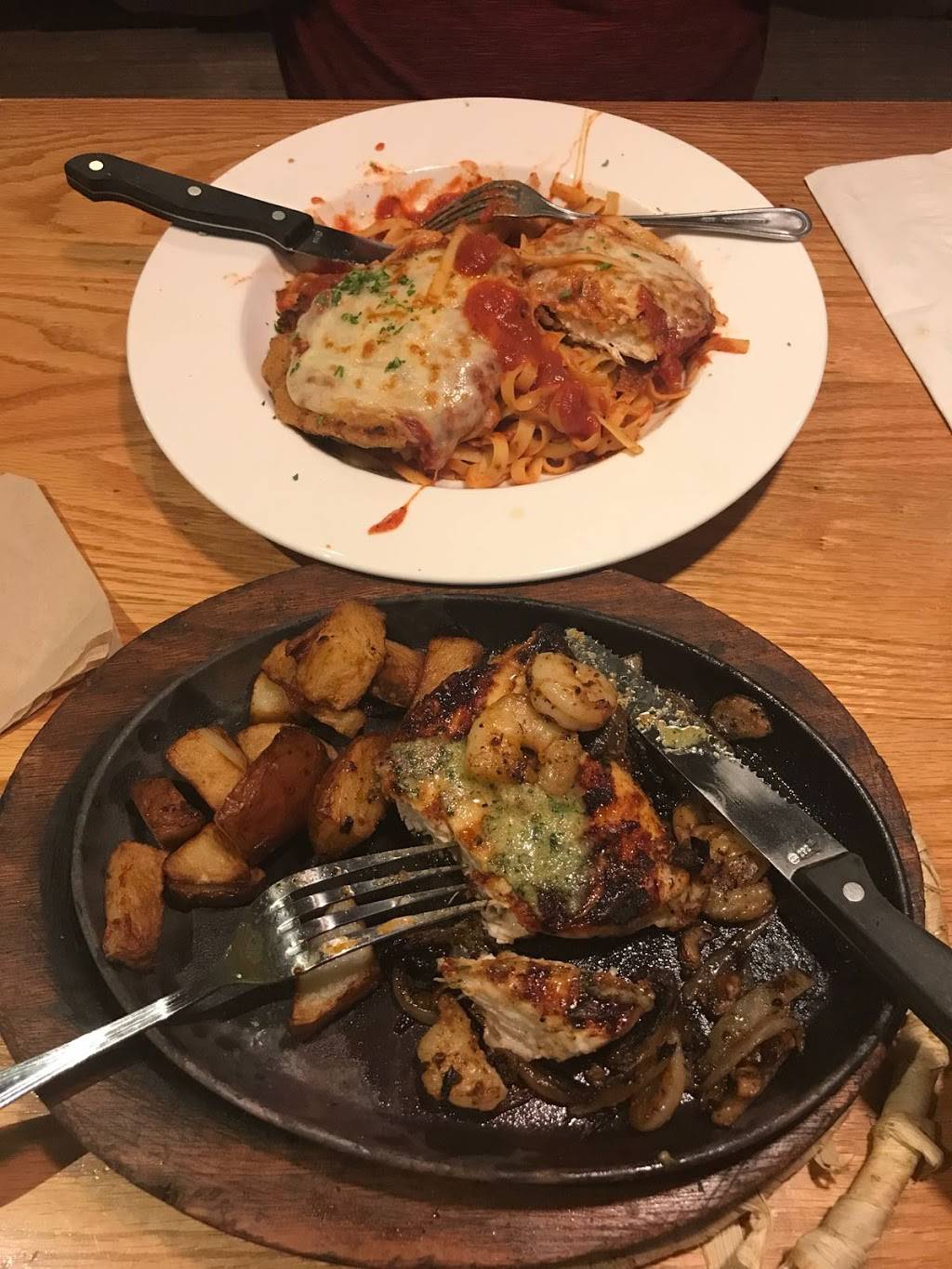 Applebees Grill + Bar | restaurant | 651 Kapkowski Rd, Elizabeth, NJ 07201, USA | 9082895974 OR +1 908-289-5974