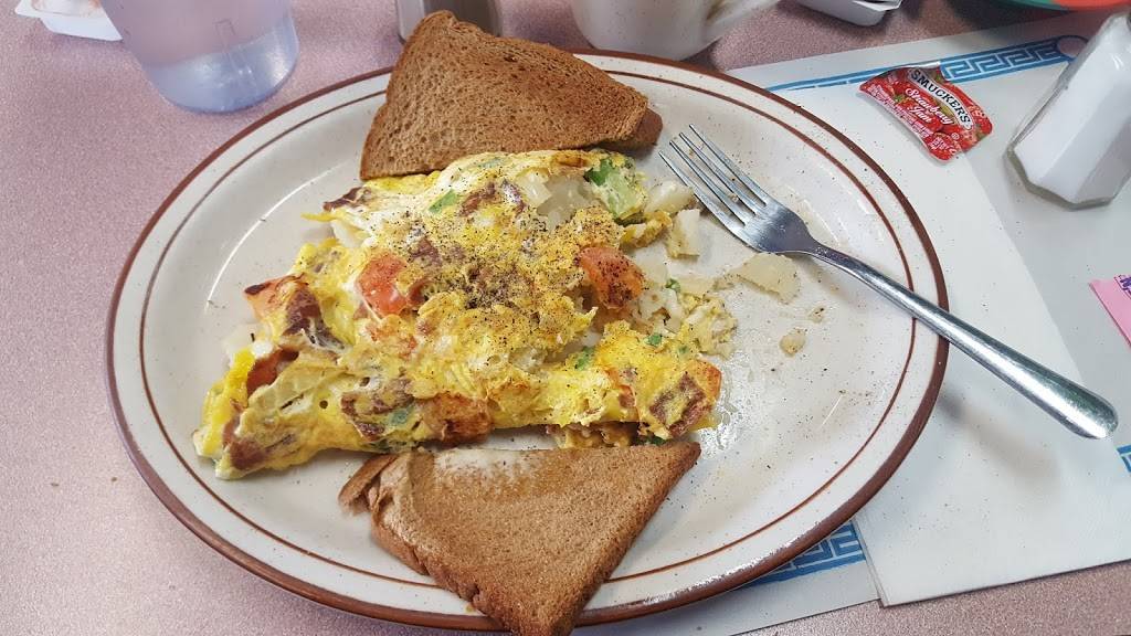 Summit Family Restaurant | restaurant | 2210 Gettysburg Rd, Camp Hill, PA 17011, USA | 7177374310 OR +1 717-737-4310