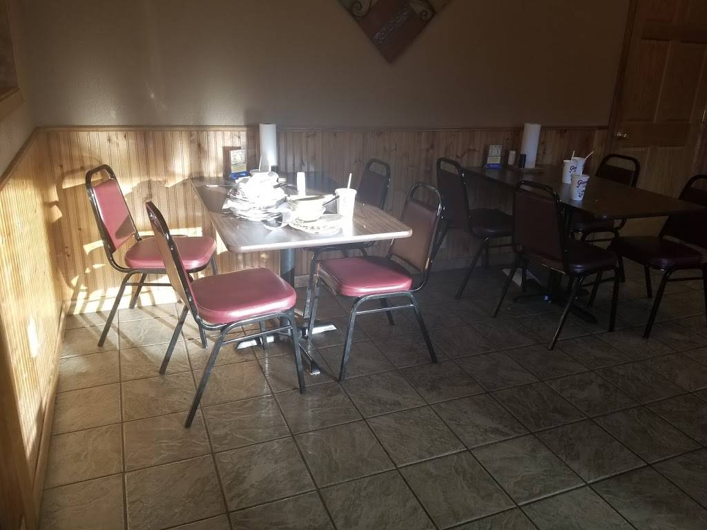 Giovannis Pizza | restaurant | 110 Bridge St, Jackson, OH 45640, USA | 7402864126 OR +1 740-286-4126