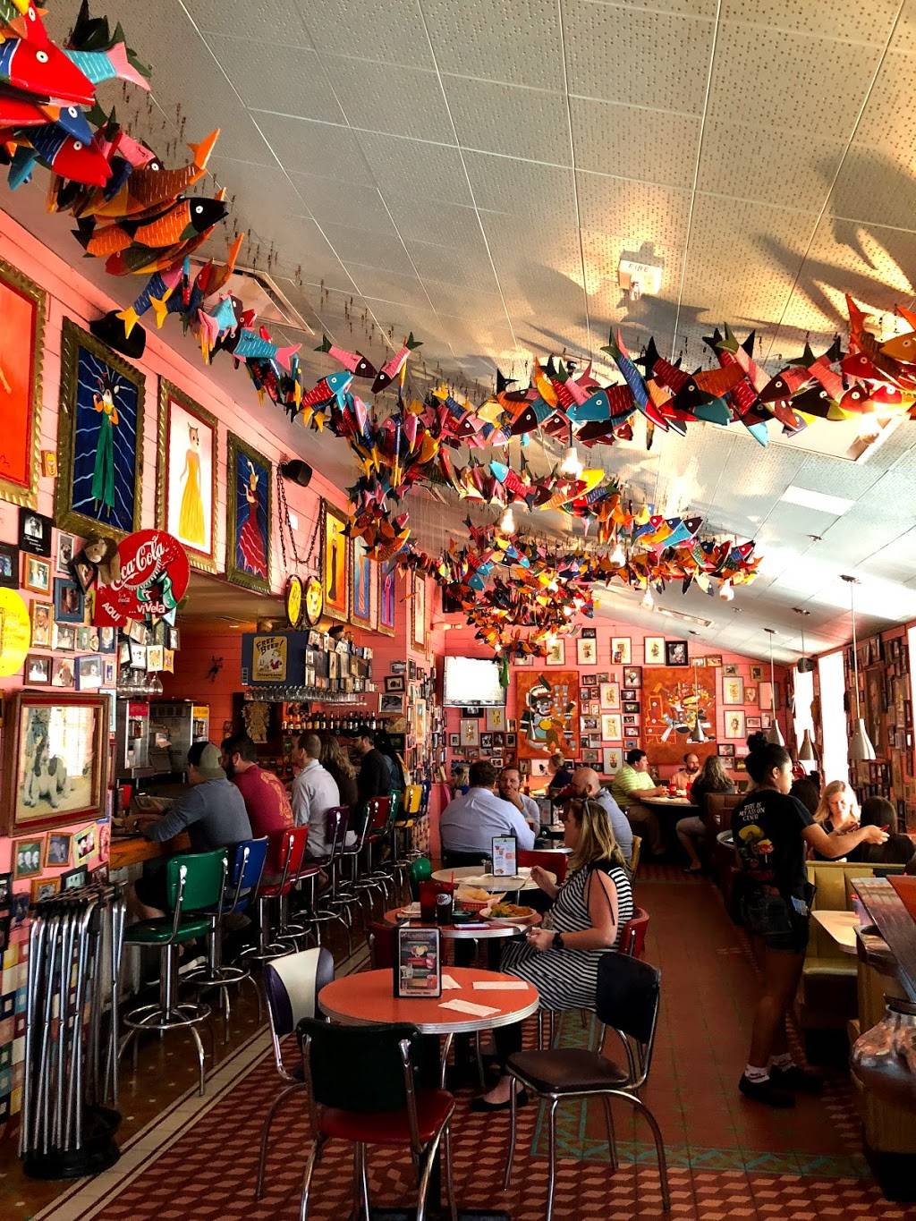 Chuys | restaurant | 4001 Bagpiper Way Suite 199, Arlington, TX 76018, USA | 8175572489 OR +1 817-557-2489