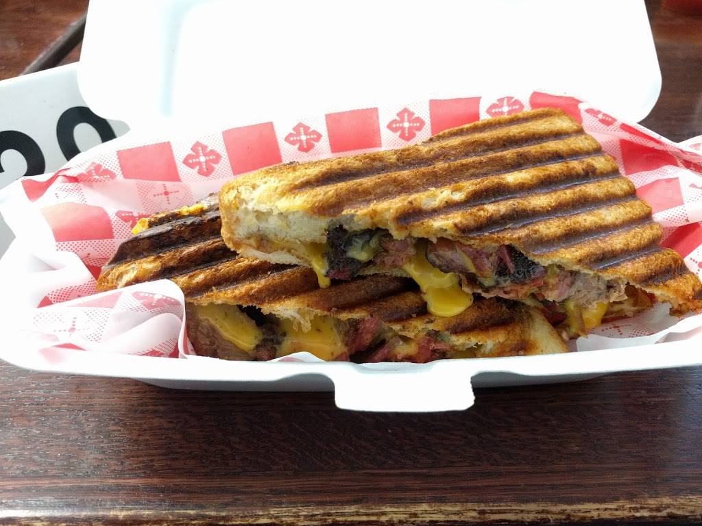 Carrol Lous Smokehouse | restaurant | 2612 N Martin Luther King Jr Dr, Decatur, IL 62526, USA | 2175427275 OR +1 217-542-7275