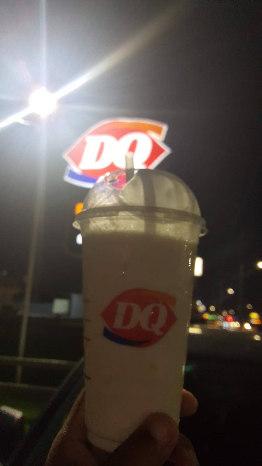 Dairy Queen | restaurant | 17207 E 9 Mile Rd, Eastpointe, MI 48021, USA | 5867738570 OR +1 586-773-8570
