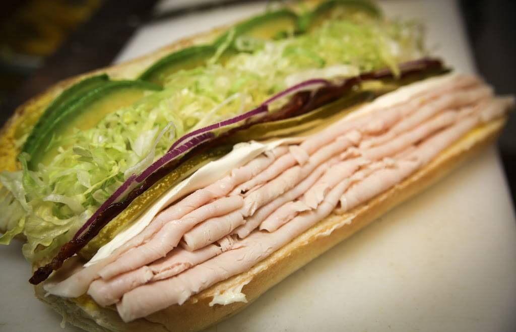 Beach Hut Deli | meal takeaway | 7119 Elk Grove Blvd # 135, Elk Grove, CA 95758, USA | 9166914028 OR +1 916-691-4028