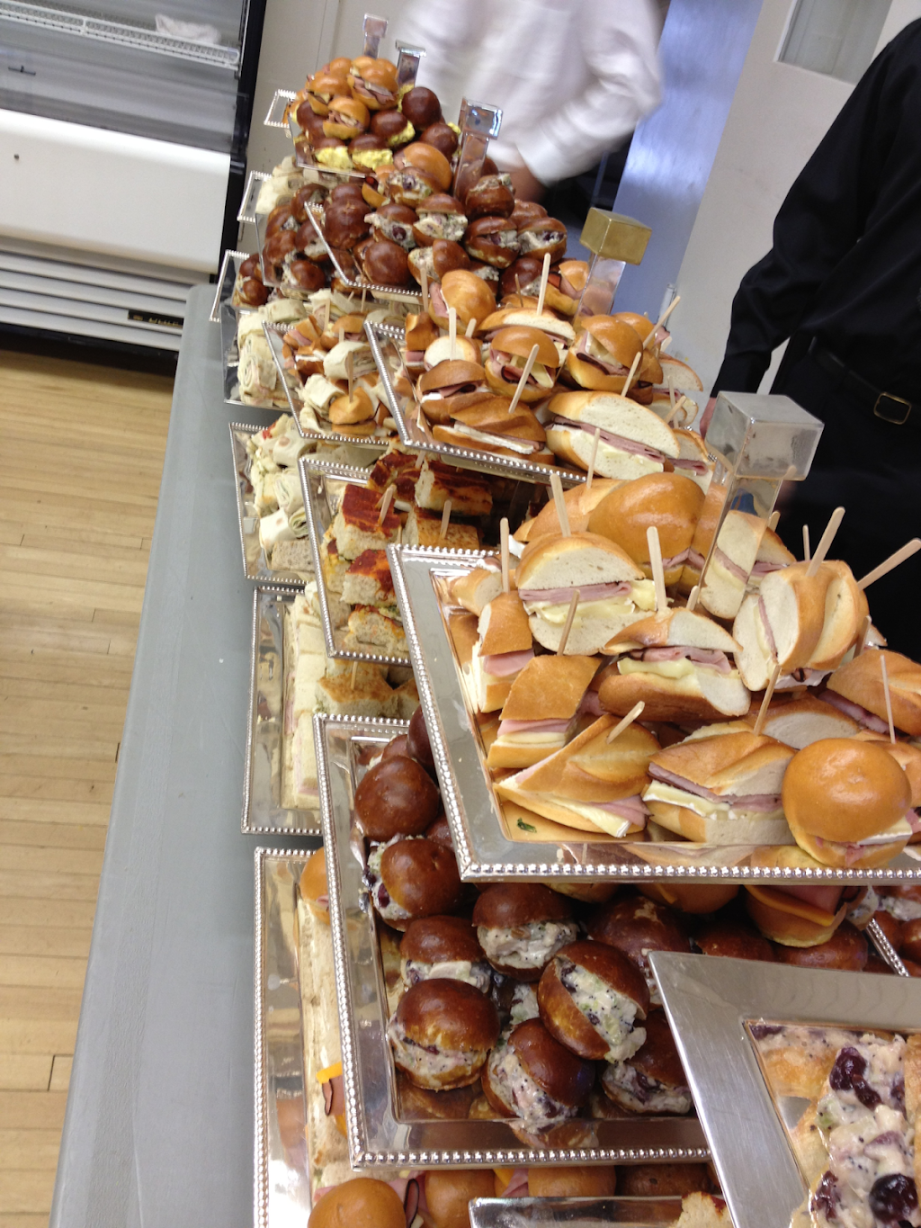 The Ripe Choice Catering | meal takeaway | 312 Rosecrans Ave, Manhattan Beach, CA 90266, USA | 3109624597 OR +1 310-962-4597