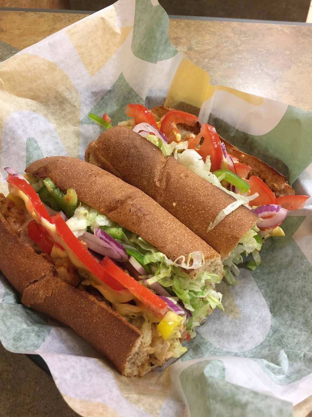 Subway | restaurant | Orion Gate West, 543 Steeles Ave E Unit C-3, Brampton, ON L6W 4S2, Canada | 9054594649 OR +1 905-459-4649
