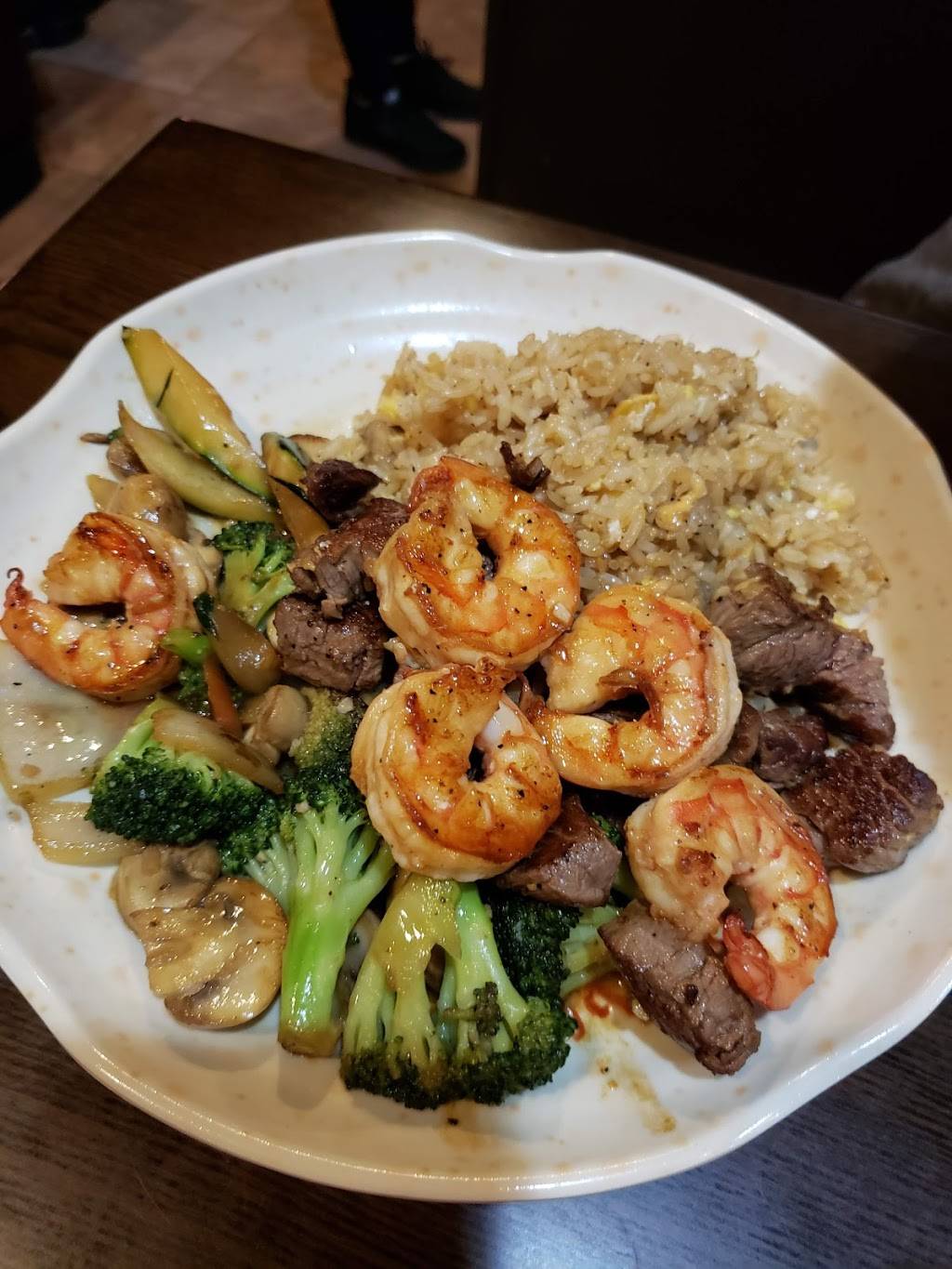 Yamato Sushi & Steakhouse of Senatobia | restaurant | 130 N Panola St, Collonade Plaza, Senatobia, MS 38668, USA | 6623011478 OR +1 662-301-1478