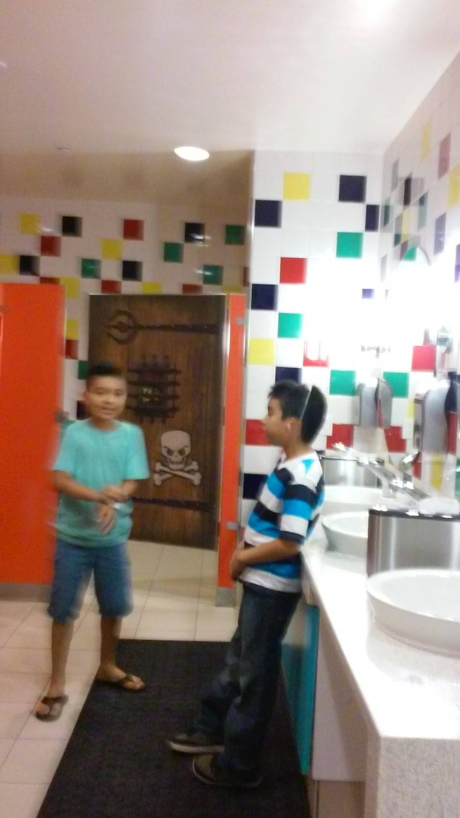 Skyline Cafe | restaurant | 5885 The Crossings Dr, Carlsbad, CA 92008, USA | 7604731288 OR +1 760-473-1288