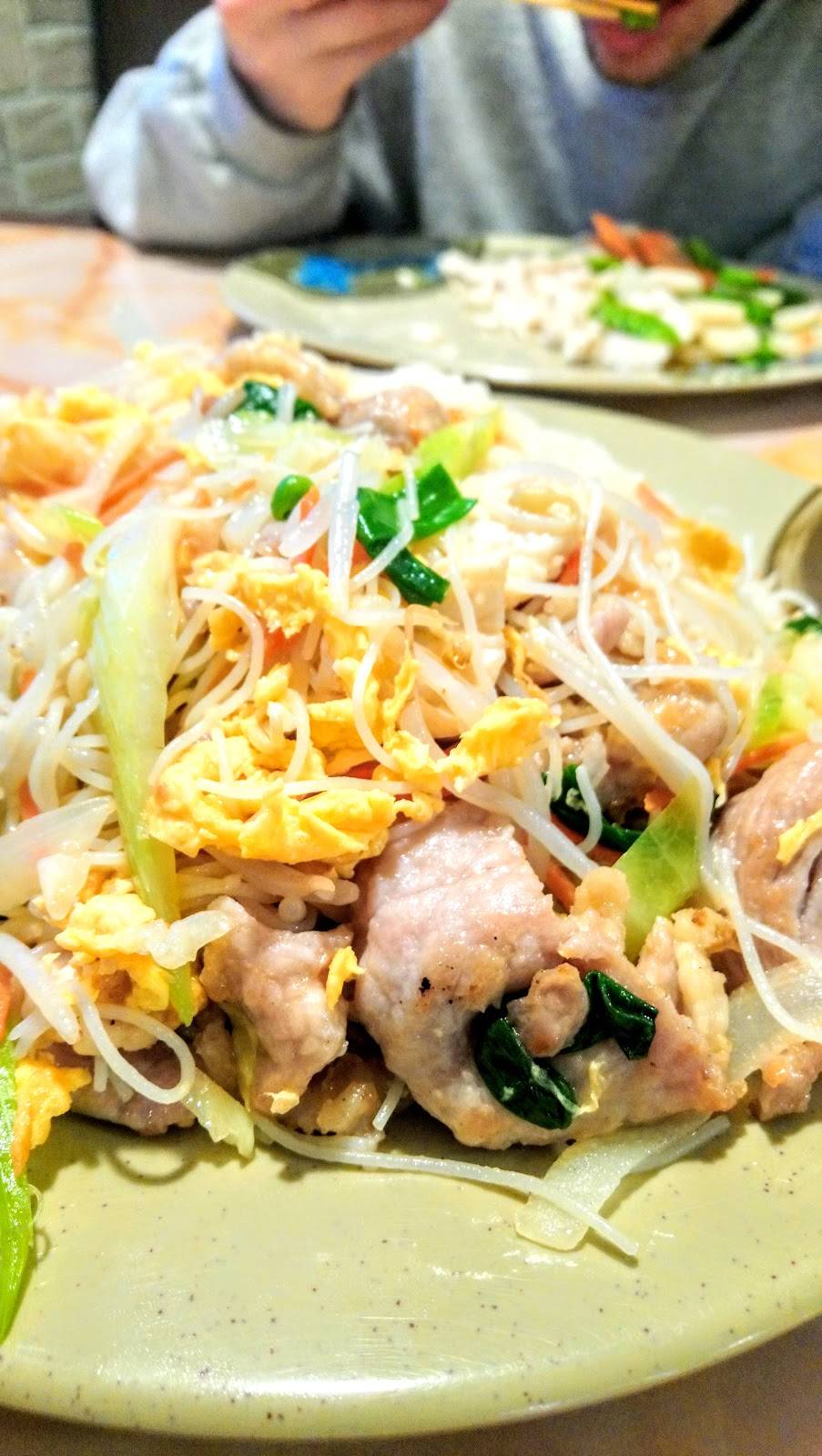 Moon Wok | restaurant | 645 Harwood Rd, Bedford, TX 76021, USA | 8172812787 OR +1 817-281-2787