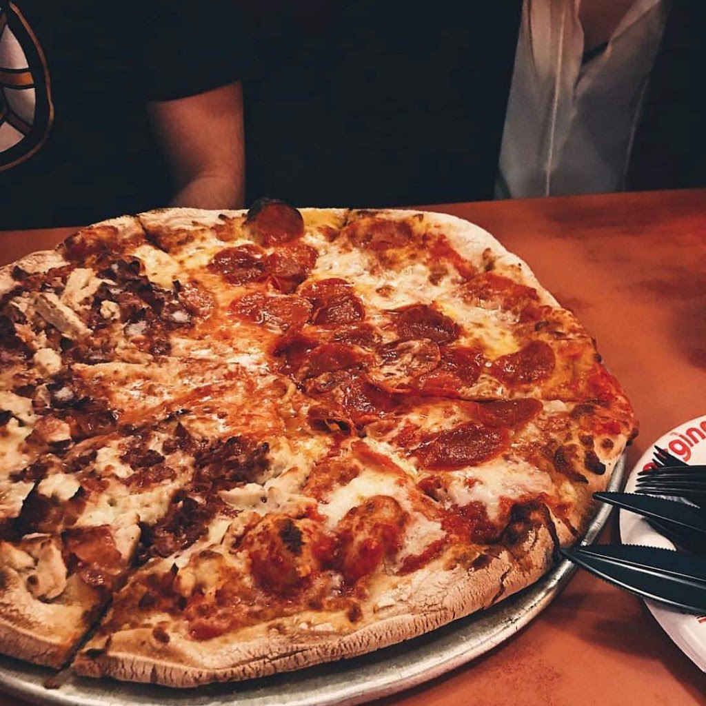 Regina Pizzeria | restaurant | 11 1/2 Thacher St, Boston, MA 02113, USA | 6172270765 OR +1 617-227-0765