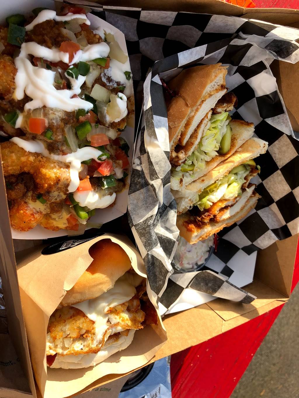 Dogtown | restaurant | 664 New Haven Ave, Milford, CT 06460, USA | 2037672895 OR +1 203-767-2895