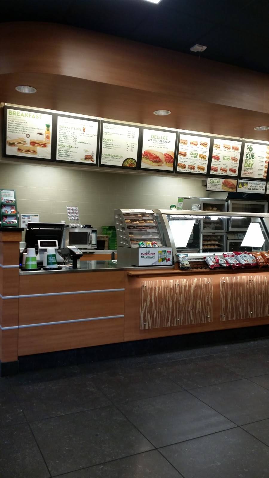 Subway | meal takeaway | 13401 Blue Heron Beach Dr, Orlando, FL 32821, USA | 4074873062 OR +1 407-487-3062