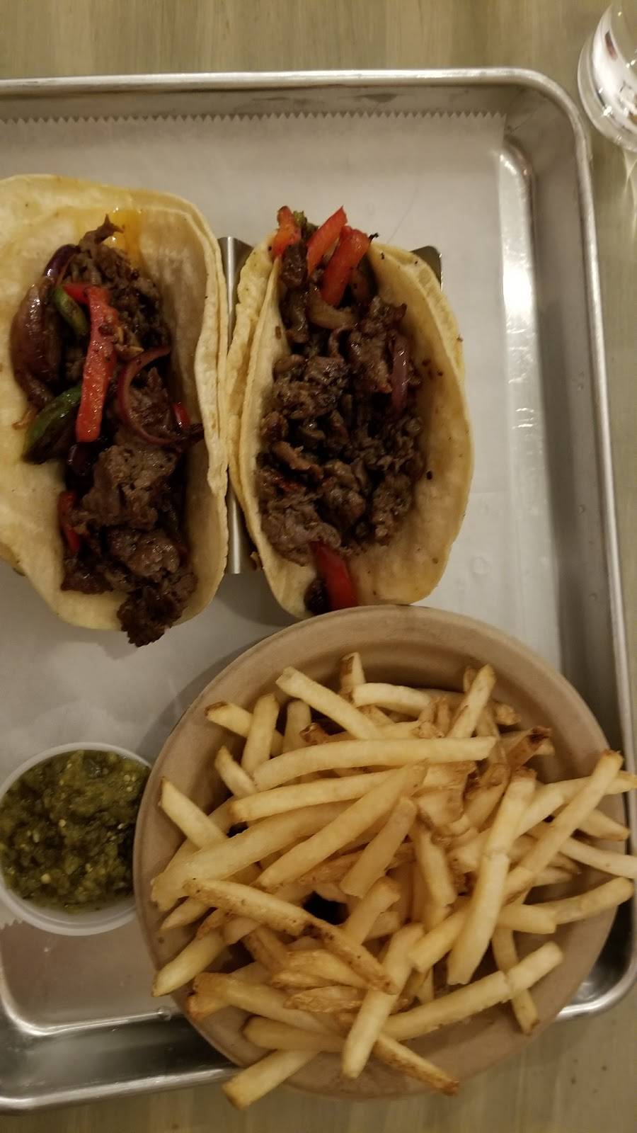 Sin & Grin | restaurant | 353 Main St, Gaithersburg, MD 20878, USA | 3019775595 OR +1 301-977-5595