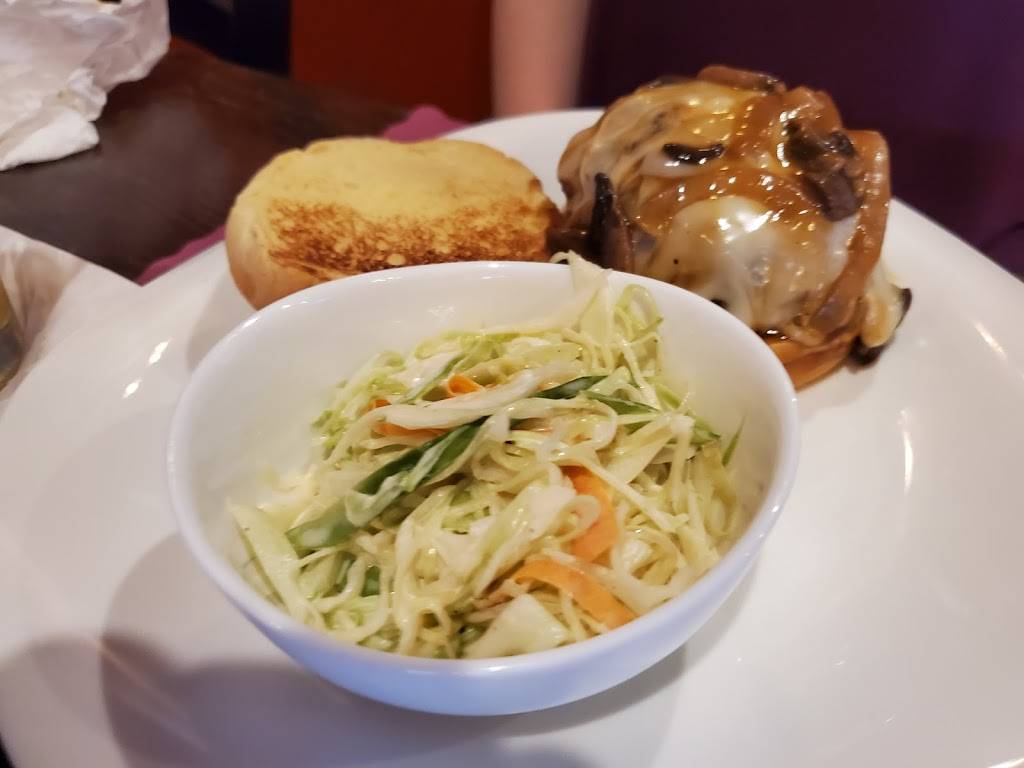 Valley Burgers and Brew | restaurant | 640 Westwood Ave., River Vale, NJ 07675, USA | 2013830957 OR +1 201-383-0957