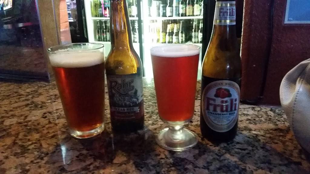 Tanyas Gridiron | restaurant | 4620 Dyer St, El Paso, TX 79930, USA | 9155668188 OR +1 915-566-8188