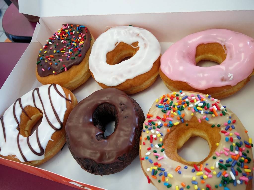 Dunkin | bakery | 1485 S Dixie Hwy, Florida City, FL 33034, USA | 3052469896 OR +1 305-246-9896