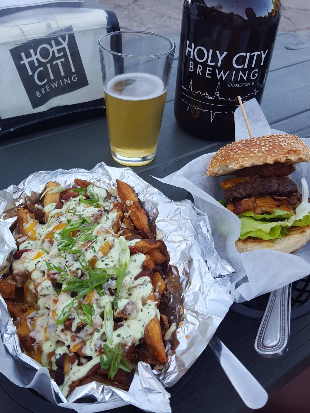 Holy City Brewing | restaurant | 4155 Dorchester Rd, Charleston, SC 29405, USA | 8432255623 OR +1 843-225-5623