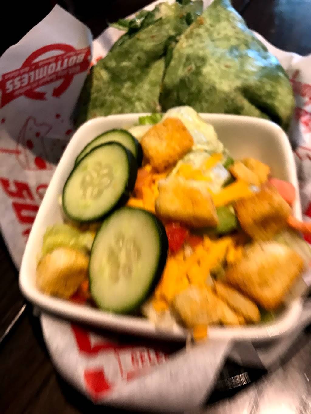 Red Robin Gourmet Burgers and Brews | restaurant | 2405 SE Tualatin Valley Hwy, Hillsboro, OR 97123, USA | 5036481515 OR +1 503-648-1515